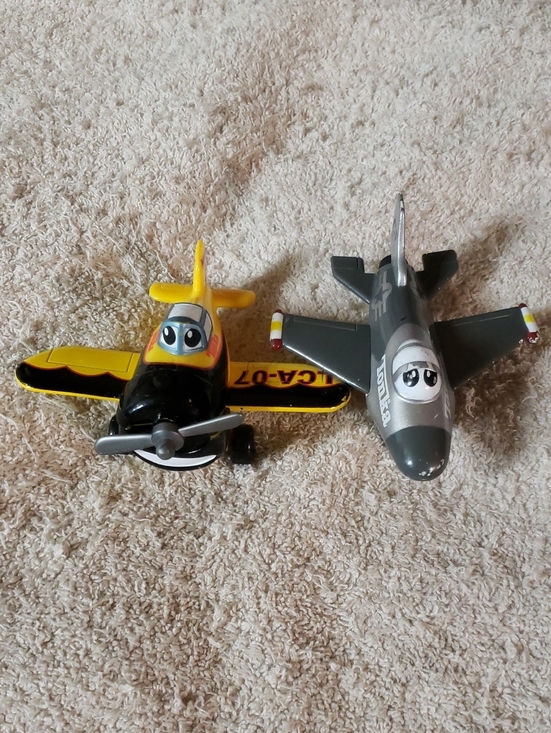 Hasbro Other - 2005 Hasbro 'Lil Chuck And Friends - Kids Toy Airplane Pair